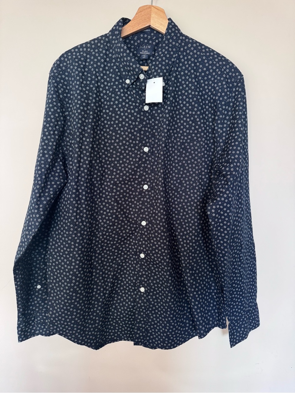 NWT J. Crew Classic Navy Button-Down Cotton Shirt with Small White Floral Print